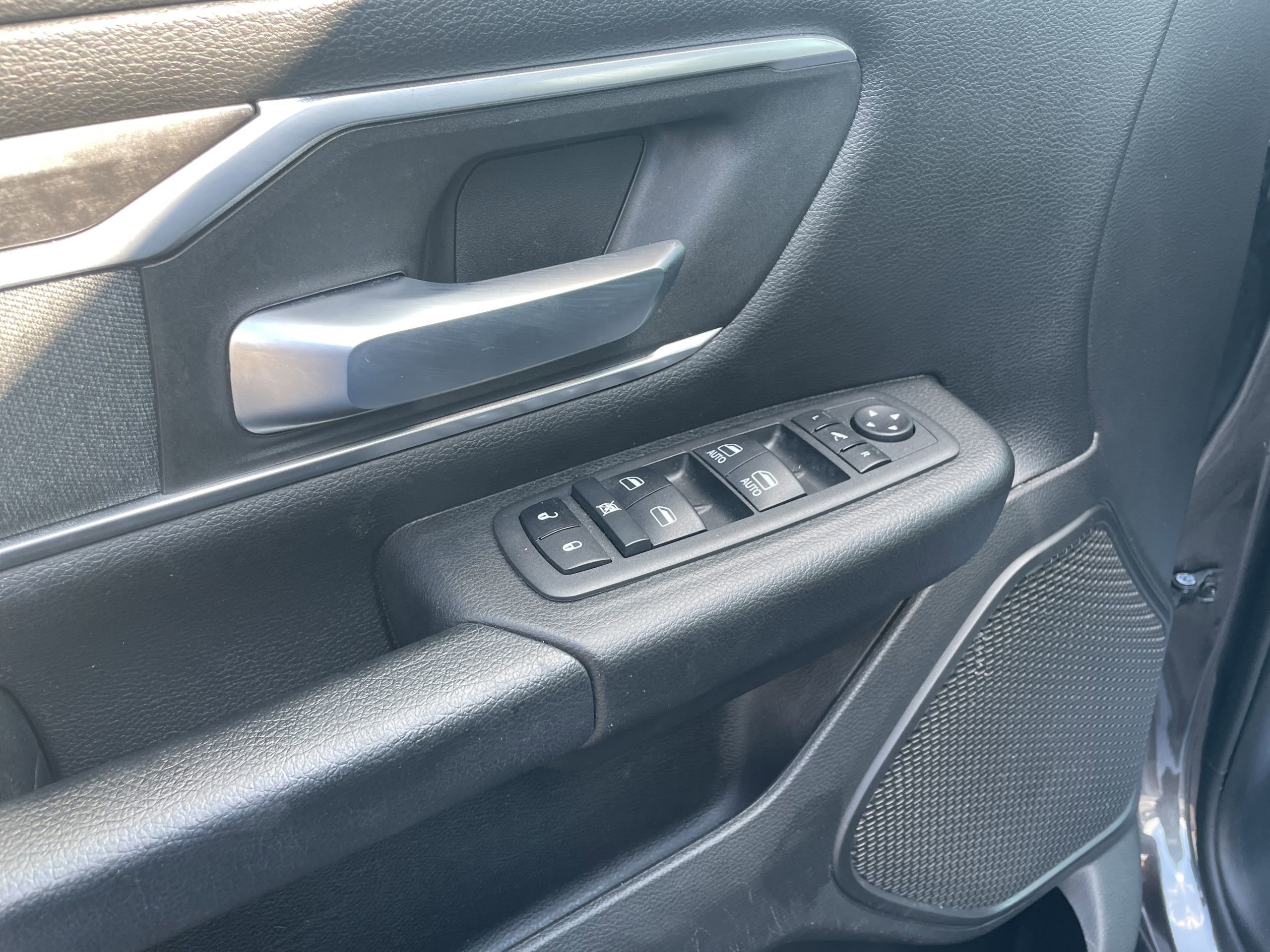 Used 2022 RAM 1500 Big Horn image 15