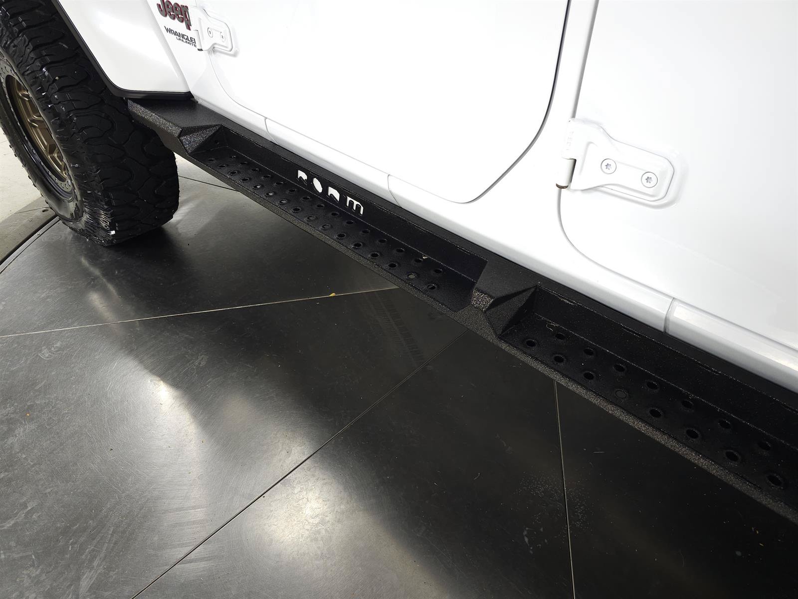 Used 2018 Jeep Wrangler Unlimited Rubicon AWD/4WD image 13