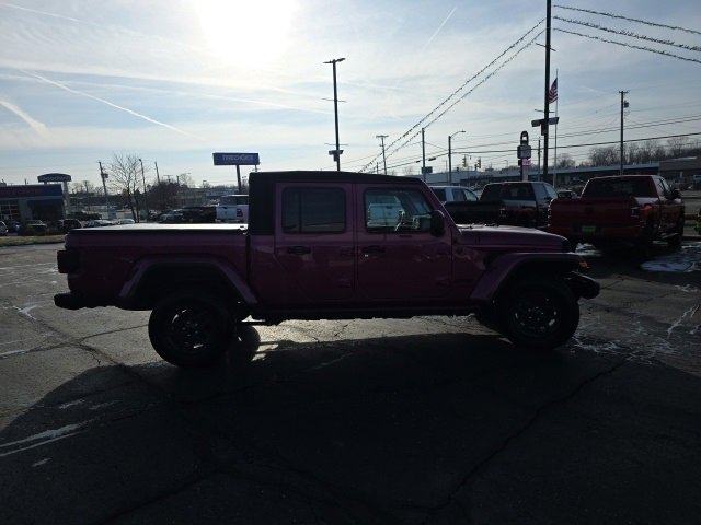 Used 2024 Jeep Gladiator Sport image 9