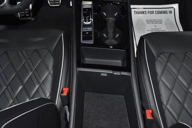 Used 2024 Volkswagen Atlas SEL Premium R-Line image 22