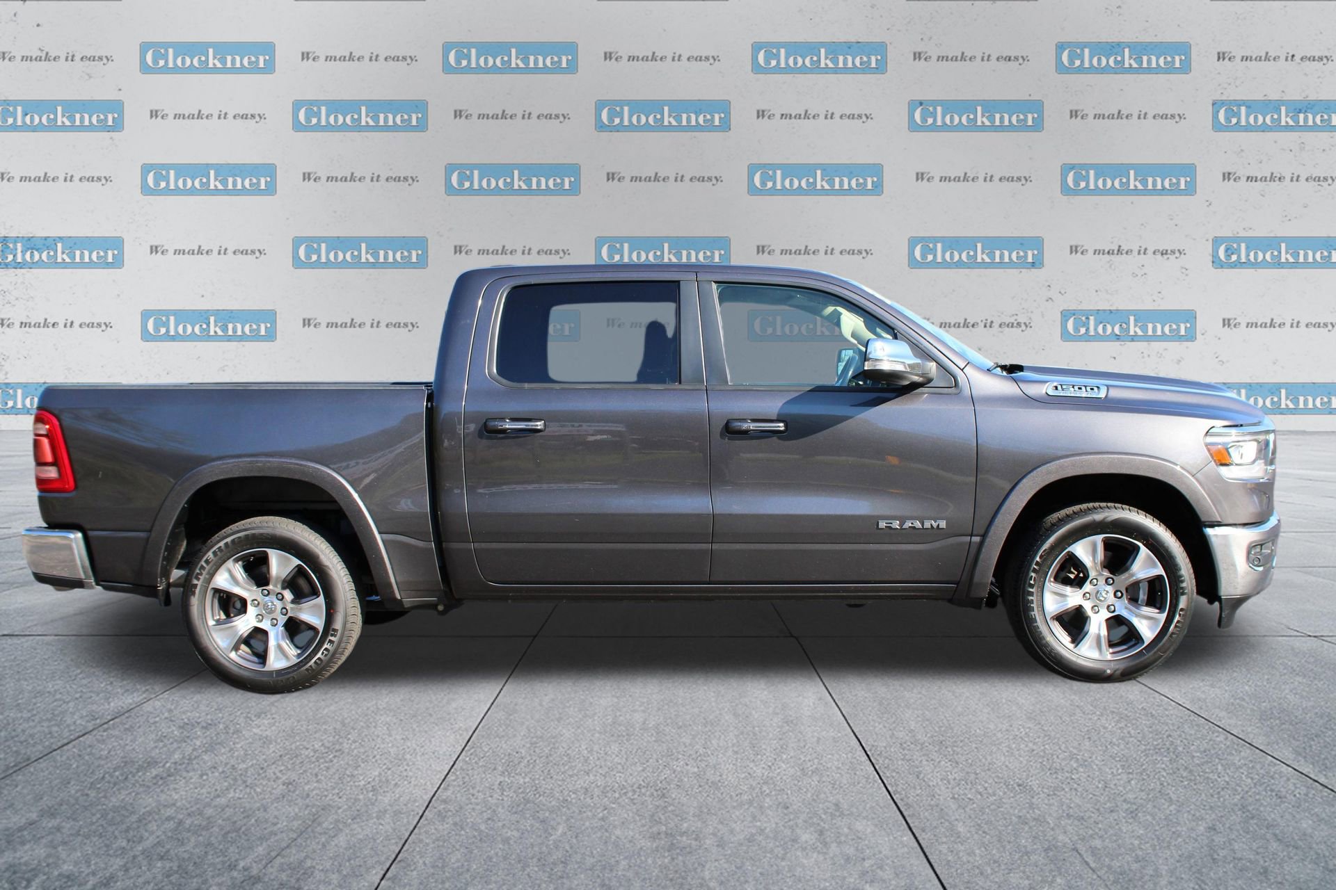 Used 2019 RAM 1500 Laramie AWD/4WD image 4