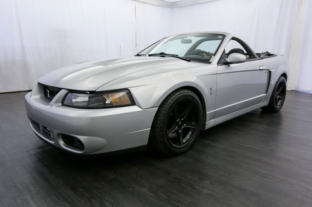 Used 2004 Ford Mustang Cobra RWD image 24