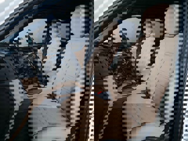 New 2025 Porsche Cayenne S image 5