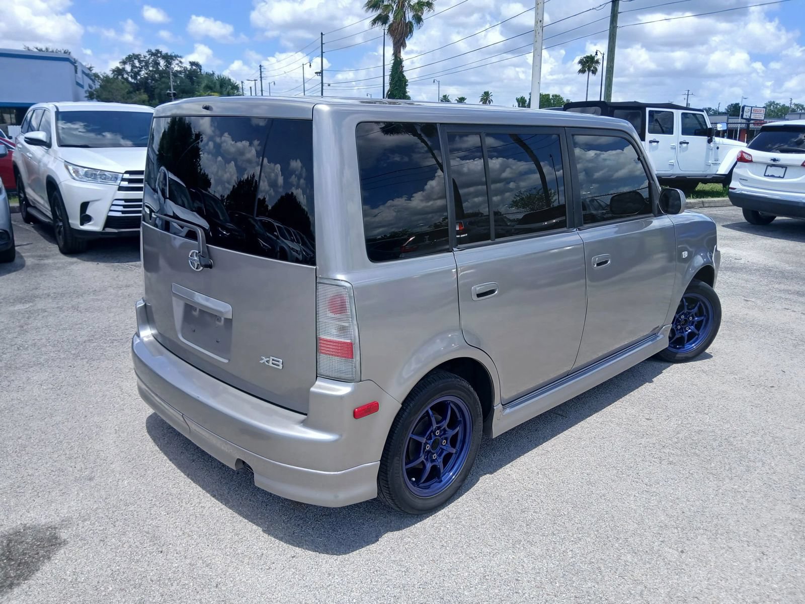 Used 2006 Scion xB FWD image 17