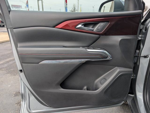 Used 2024 Chevrolet Traverse Z71 w/ LPO, Floor Liner Package image 9