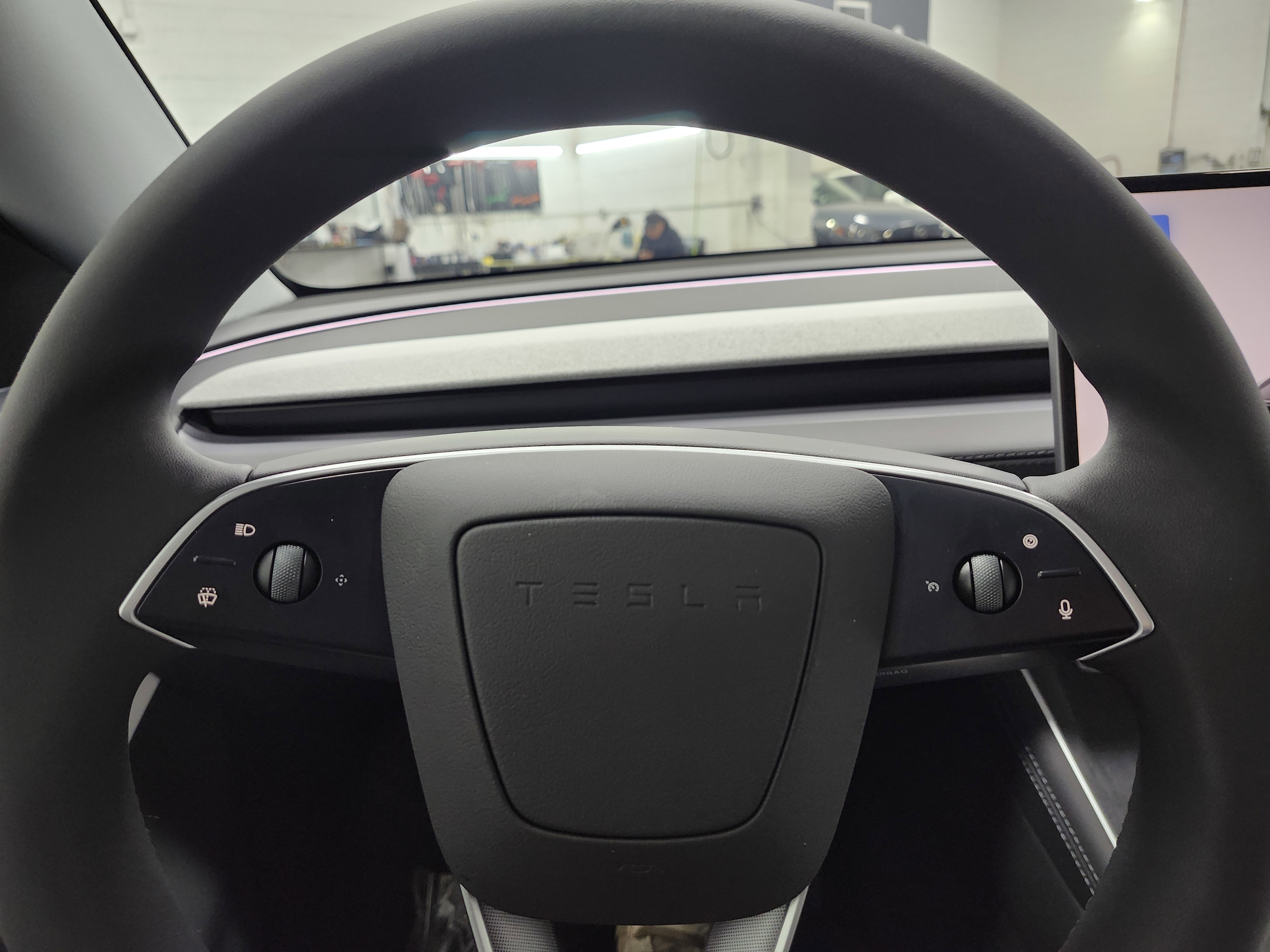 Used 2026 Tesla Model Y image 27