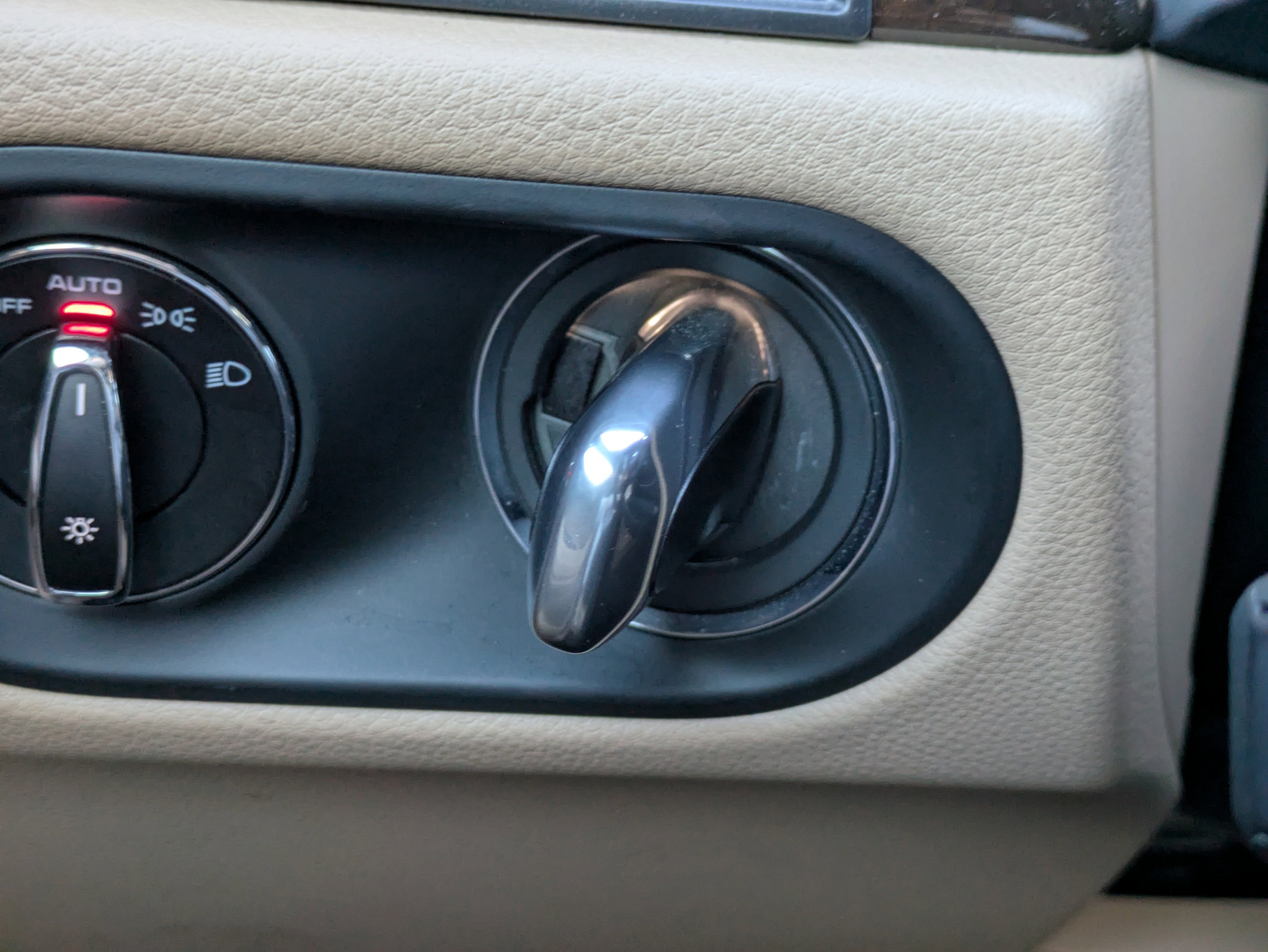 Used 2021 Porsche Macan image 38