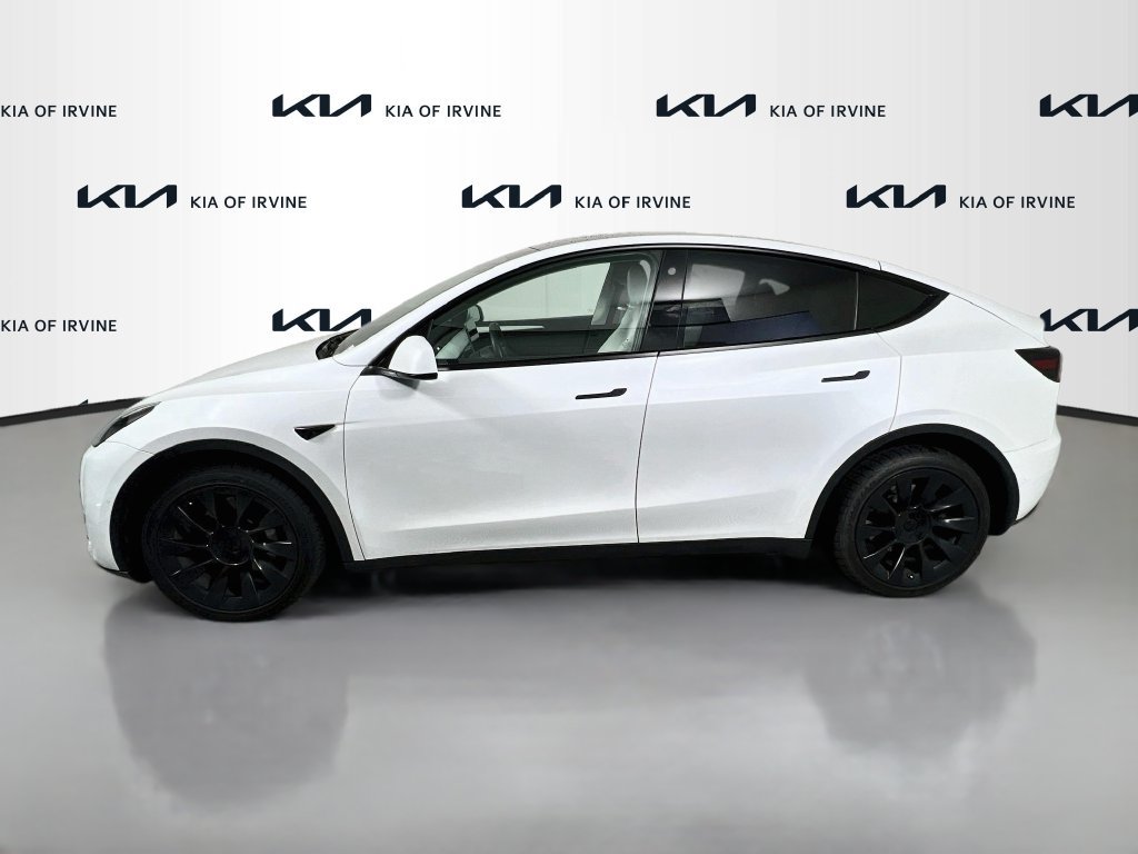 Used 2022 Tesla Model Y Long Range AWD/4WD image 4