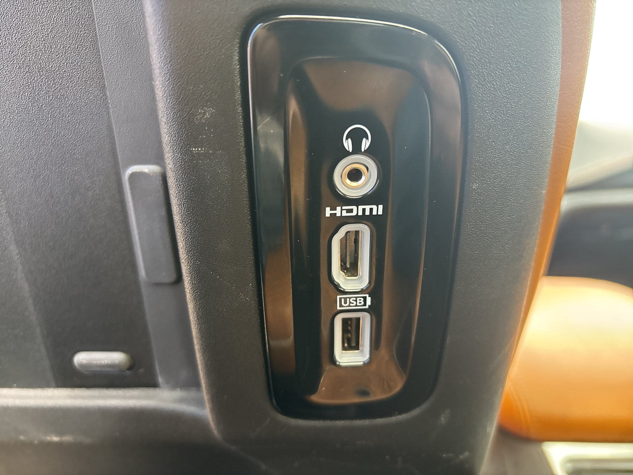 Used 2021 Chrysler Pacifica Pinnacle FWD image 33