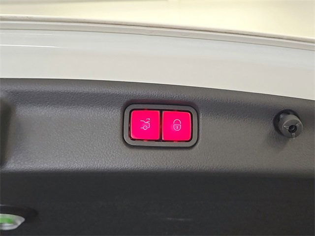 Used 2023 Mercedes-Benz C 300 4MATIC Sedan image 35