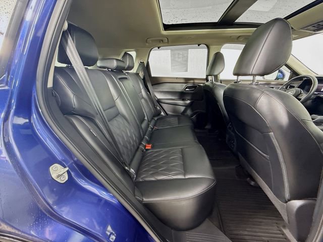 Used 2022 Nissan Rogue Platinum w/ Head-Up Display Package image 28