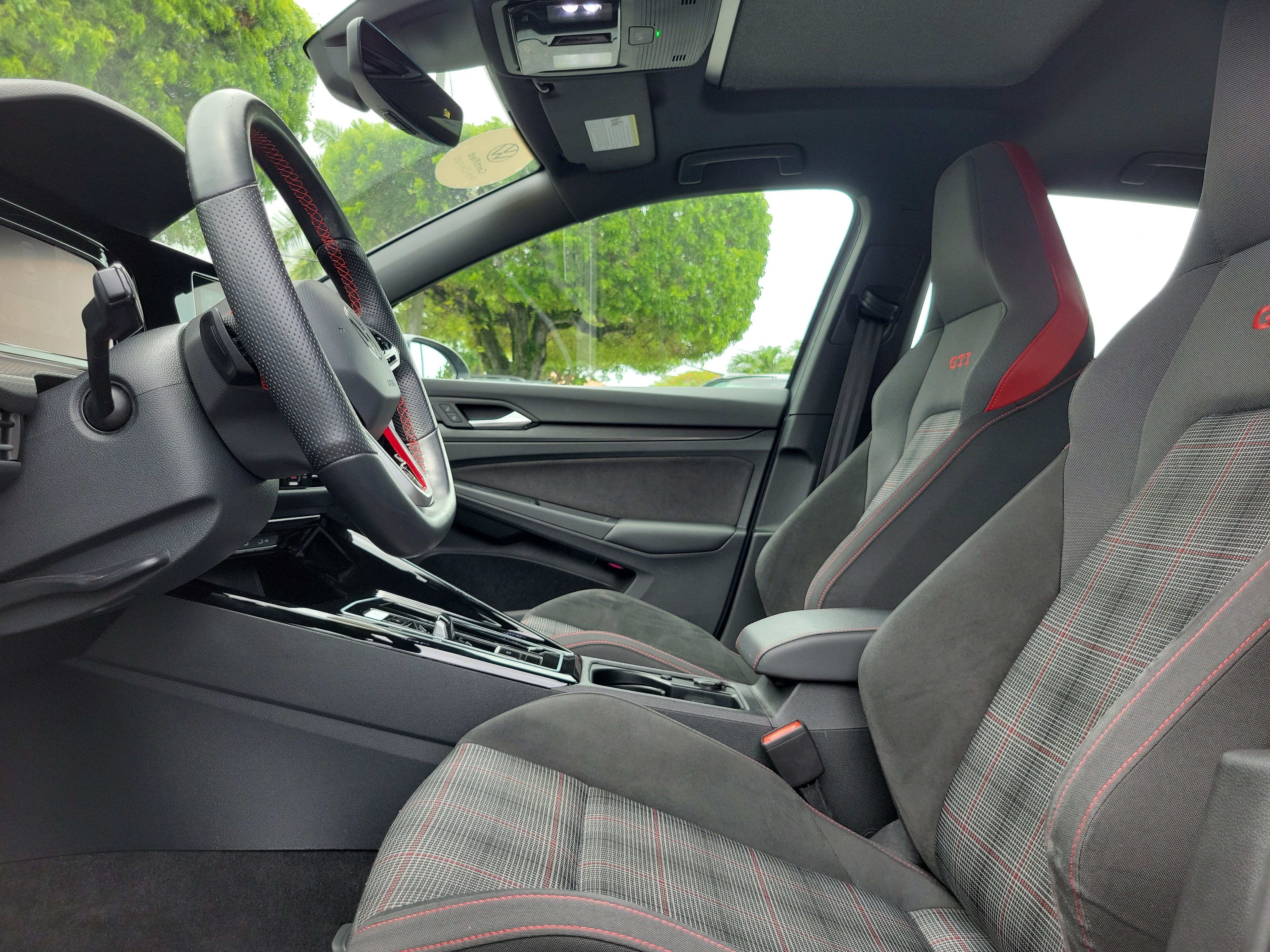 Certified 2023 Volkswagen GTI SE FWD image 24