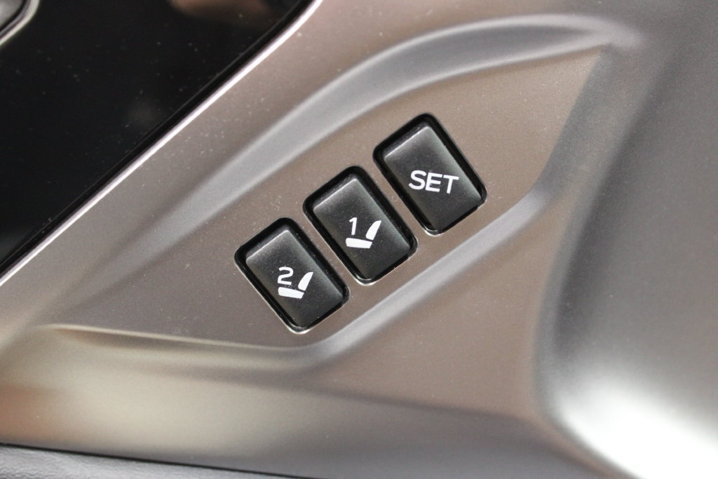 Used 2024 Subaru Outback Touring AWD/4WD image 19