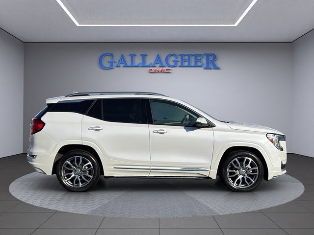 Certified 2024 GMC Terrain Denali w/ Denali Premium Package image 3