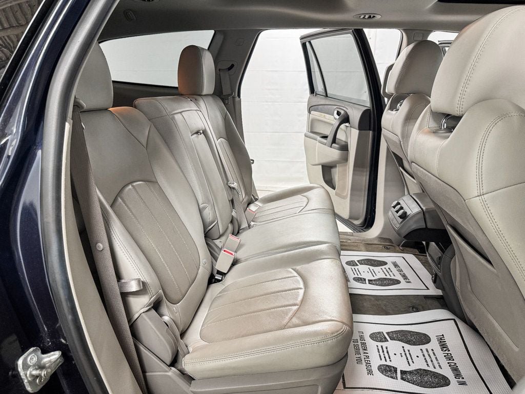 Used 2017 Buick Enclave Leather w/ Trailering Package FWD image 10