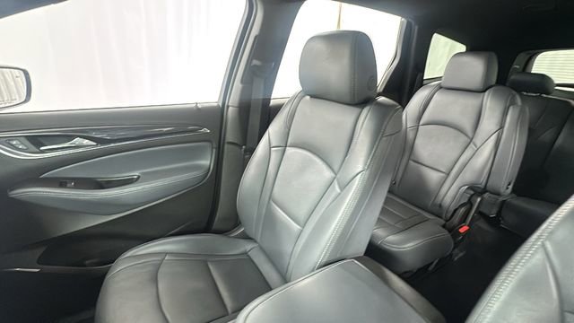 Used 2024 Buick Enclave Premium image 13