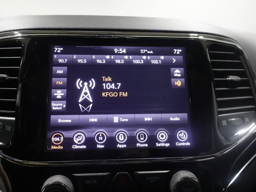 Used 2020 Jeep Grand Cherokee Limited w/ Luxury Group II AWD/4WD image 25
