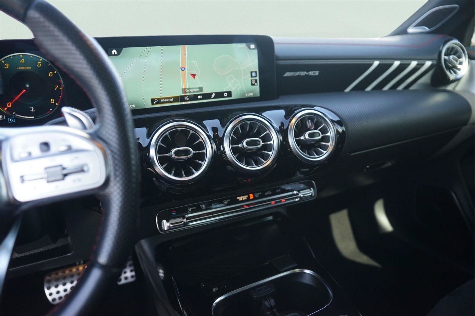 Used 2021 Mercedes-Benz CLA 35 AMG 4MATIC image 26