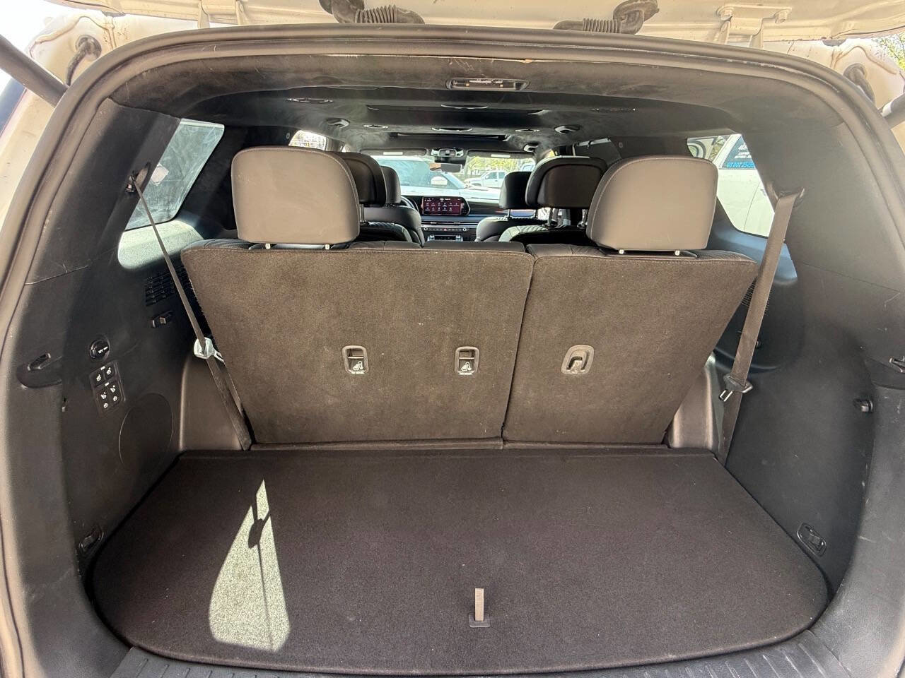 Used 2024 Hyundai Palisade Calligraphy image 19