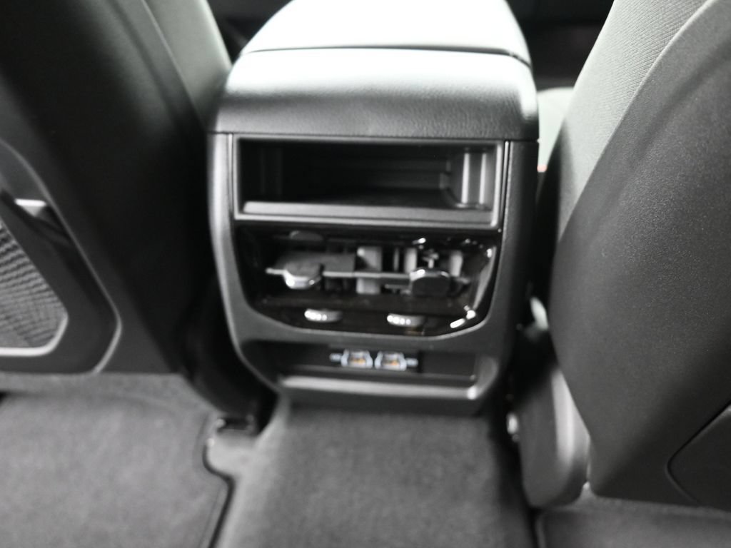 New 2026 Jeep Grand Cherokee Laredo RWD image 29