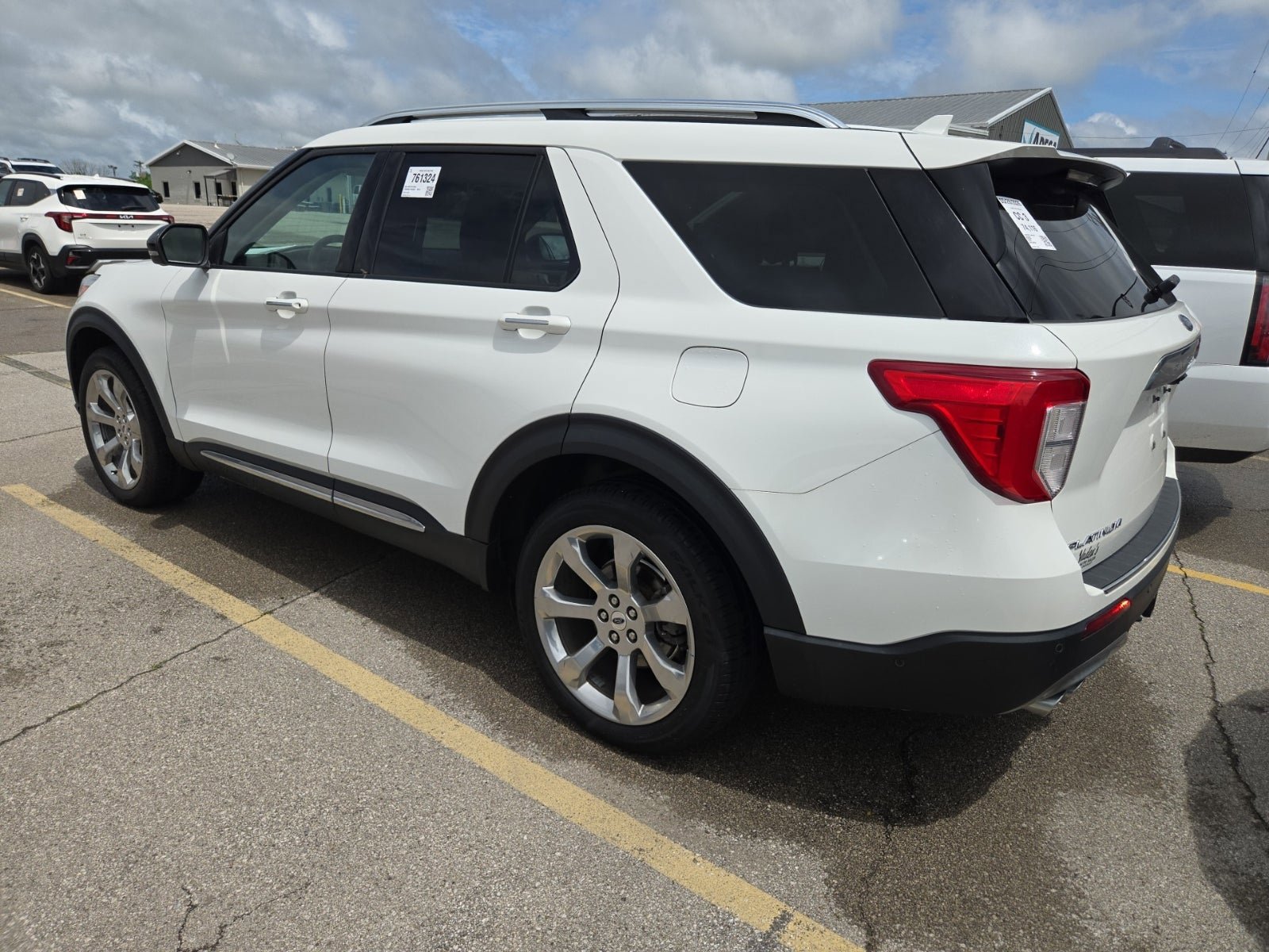 Used 2020 Ford Explorer Platinum AWD/4WD image 4
