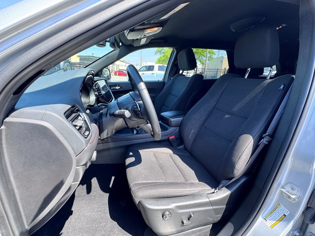 Certified 2025 Dodge Durango R/T w/ Blacktop Package AWD/4WD image 14