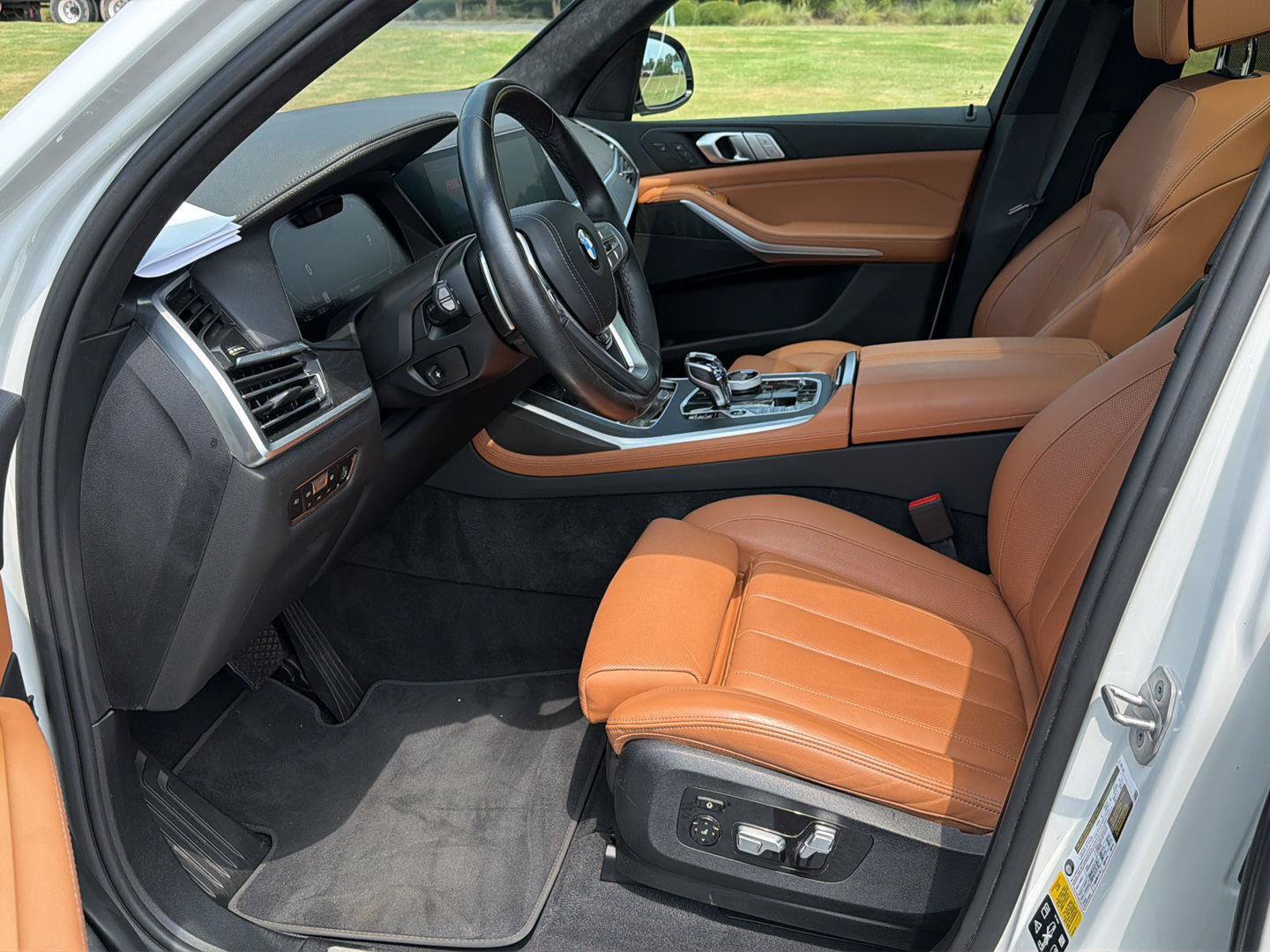 Used 2022 BMW X7 xDrive40i w/ Executive Package AWD/4WD image 10