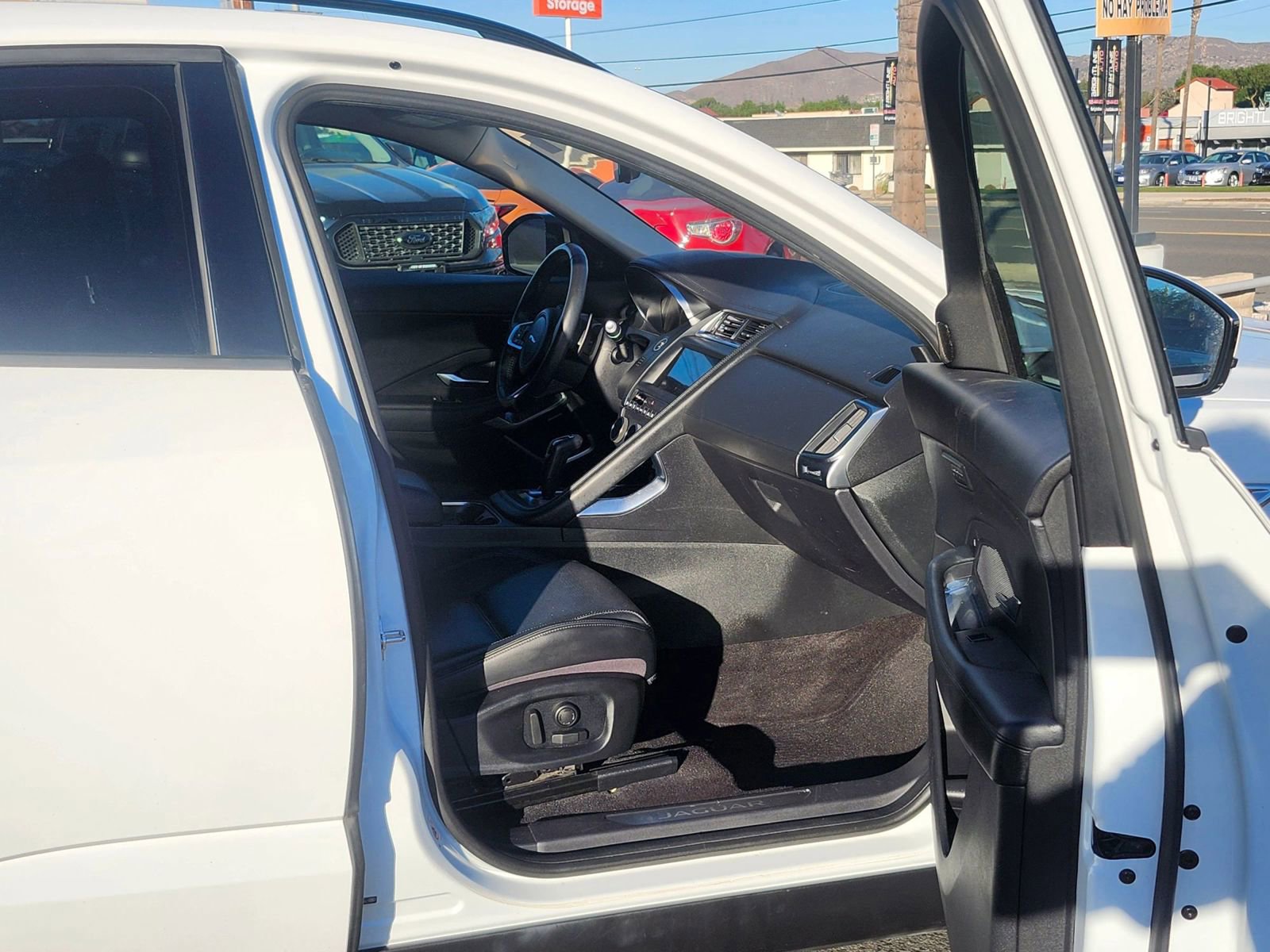 Used 2020 Jaguar E-PACE SE AWD/4WD image 19