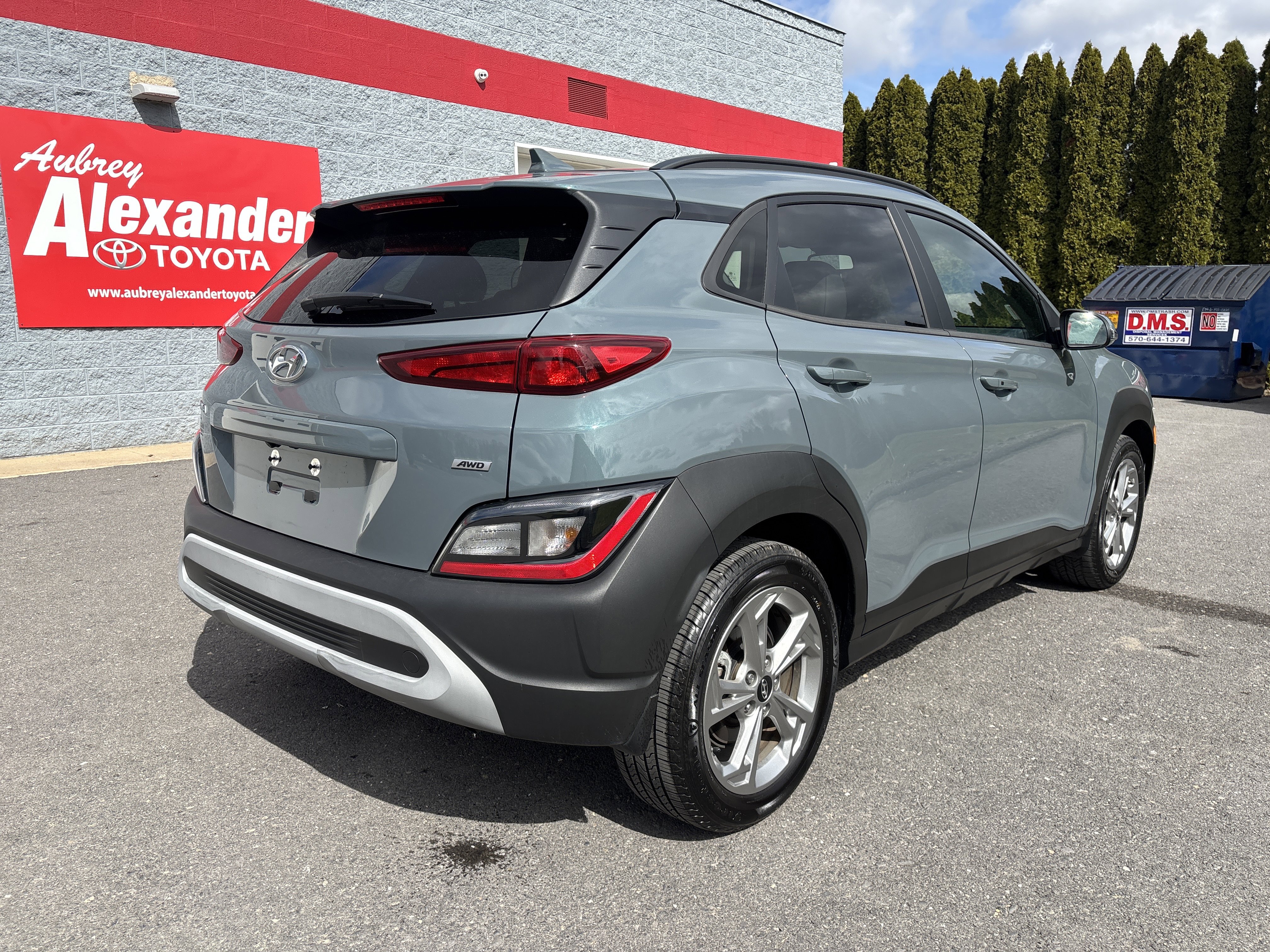 Used 2022 Hyundai Kona SEL video 3