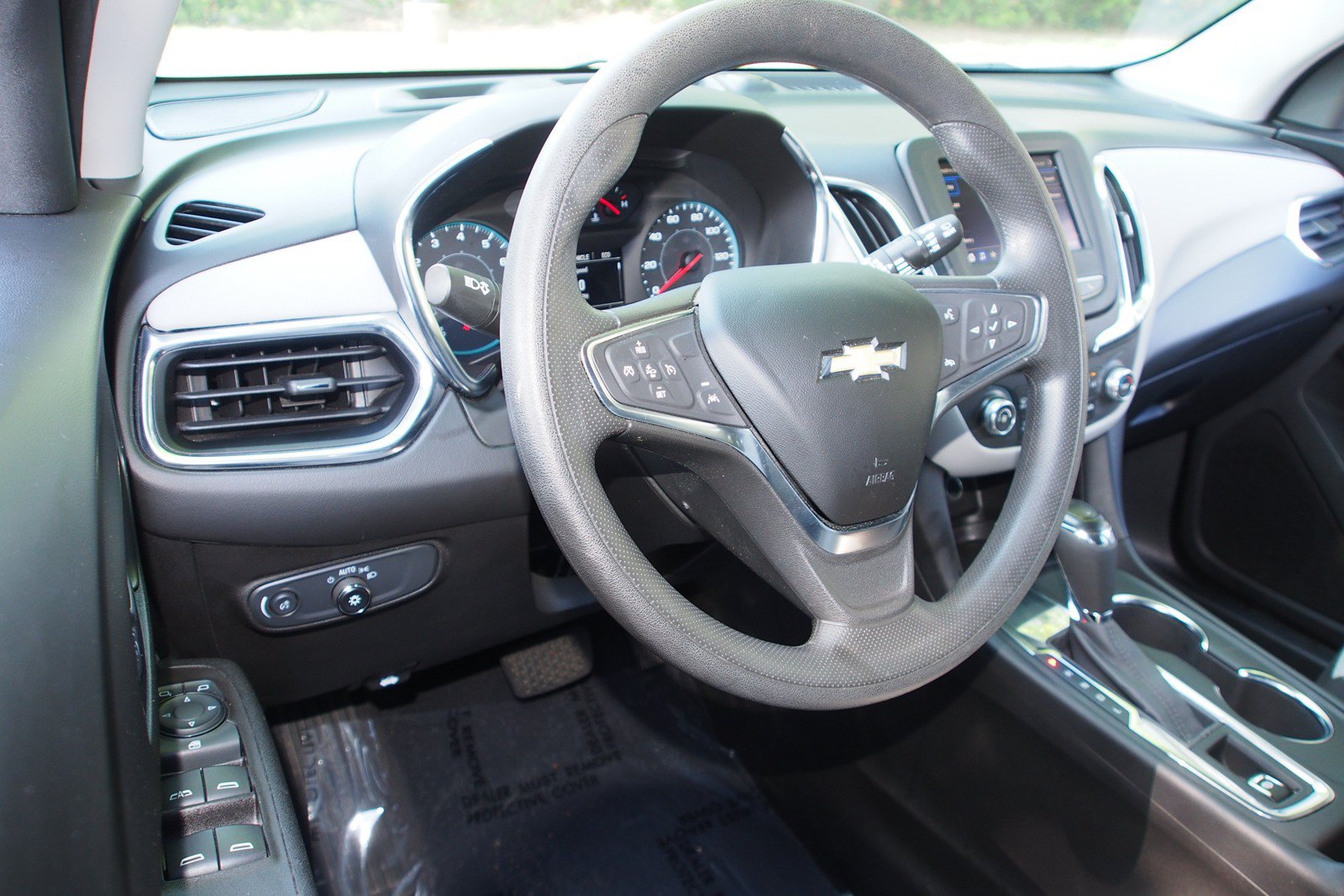Used 2021 Chevrolet Equinox LS w/ LS Convenience Package FWD image 14