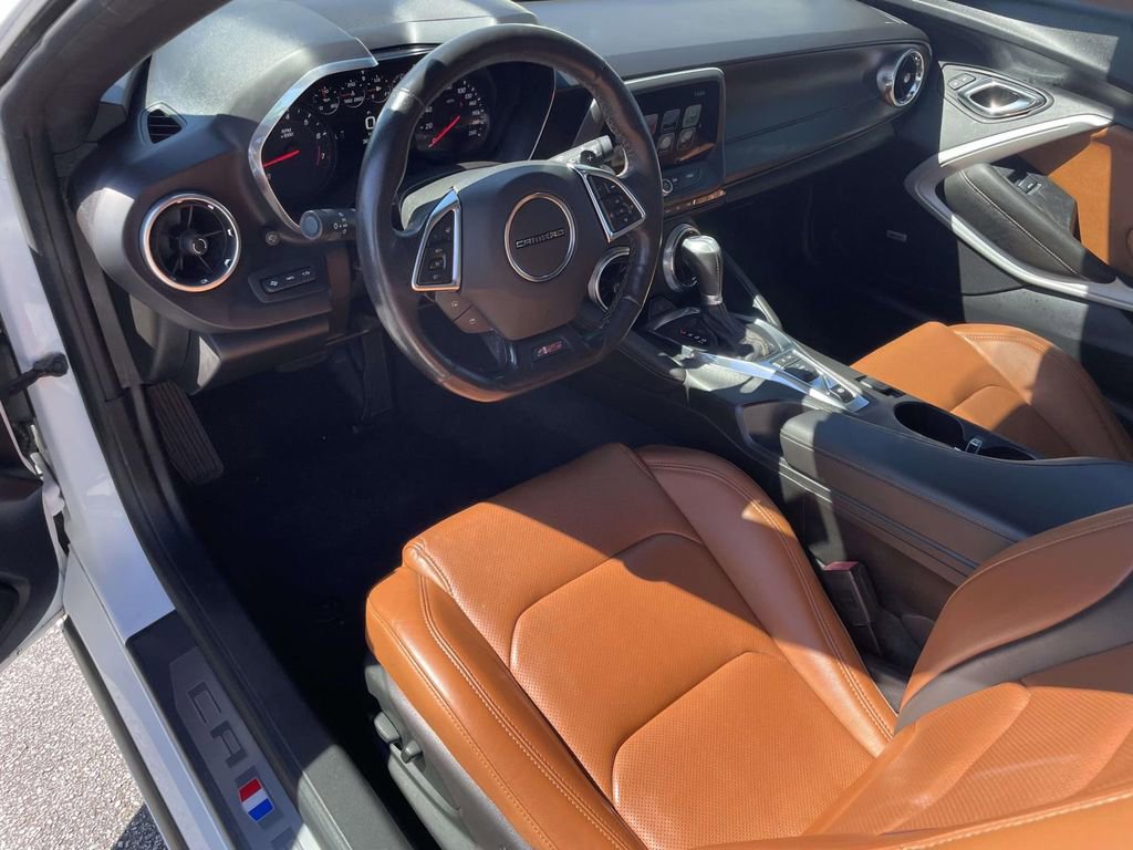 Used 2016 Chevrolet Camaro SS image 16