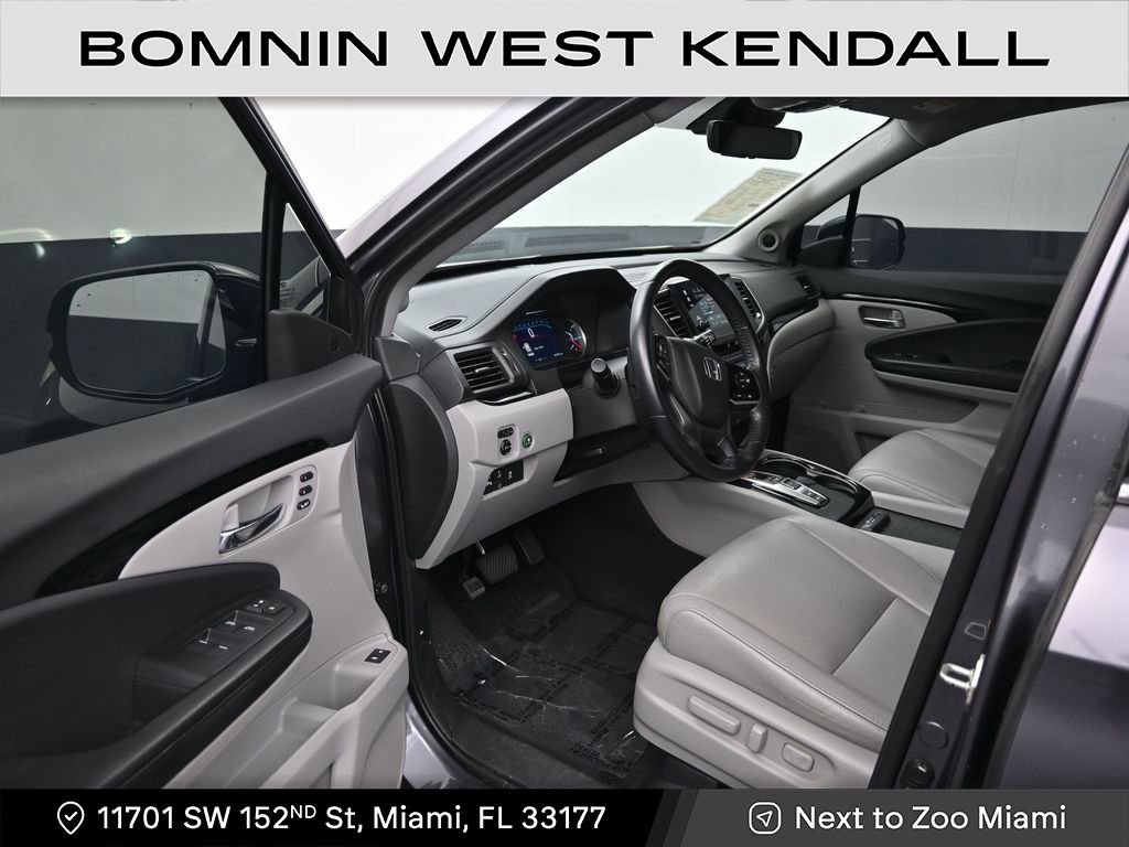Used 2019 Honda Pilot Touring image 10
