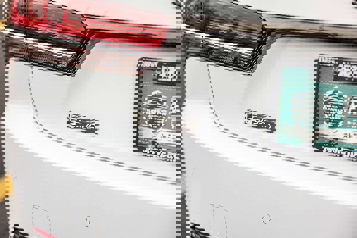 Used 2018 Lexus LS 500 F Sport w/ Accessory Package (Z1) image 15