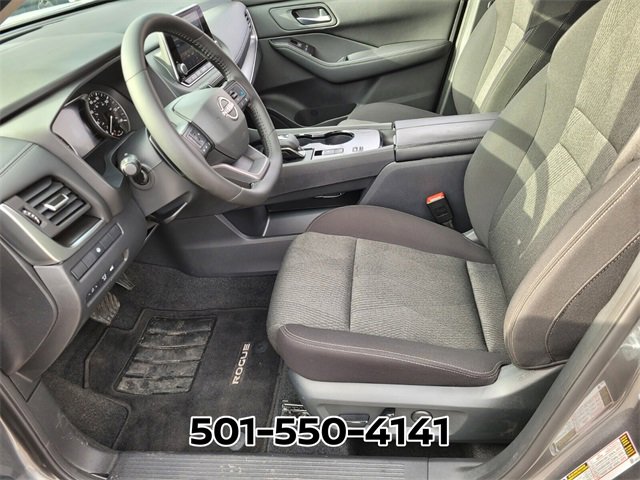 Used 2026 Nissan Rogue SV image 9