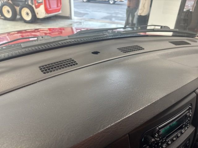 Used 2004 Dodge Ram 1500 Truck SLT w/ Quad Cab Value Group image 39