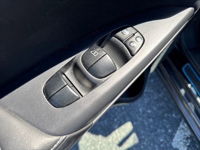 Used 2017 Nissan Sentra S FWD image 11