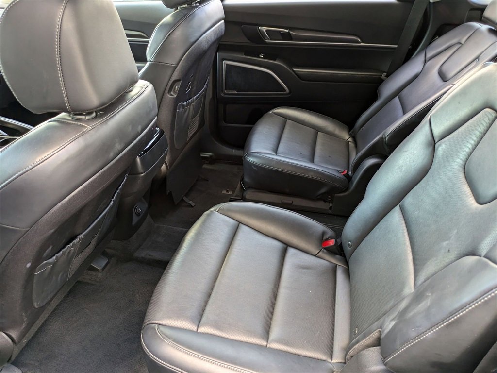 Used 2025 Kia Telluride S image 27