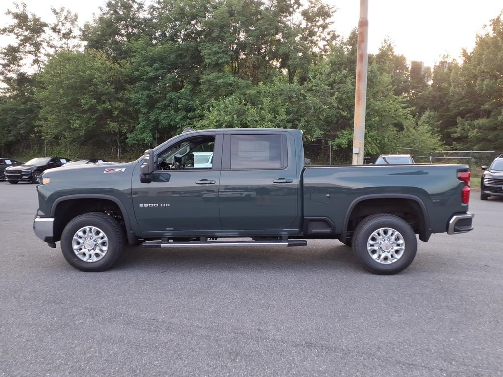 New 2026 Chevrolet Silverado 2500 LT w/ Safety Package AWD/4WD image 6