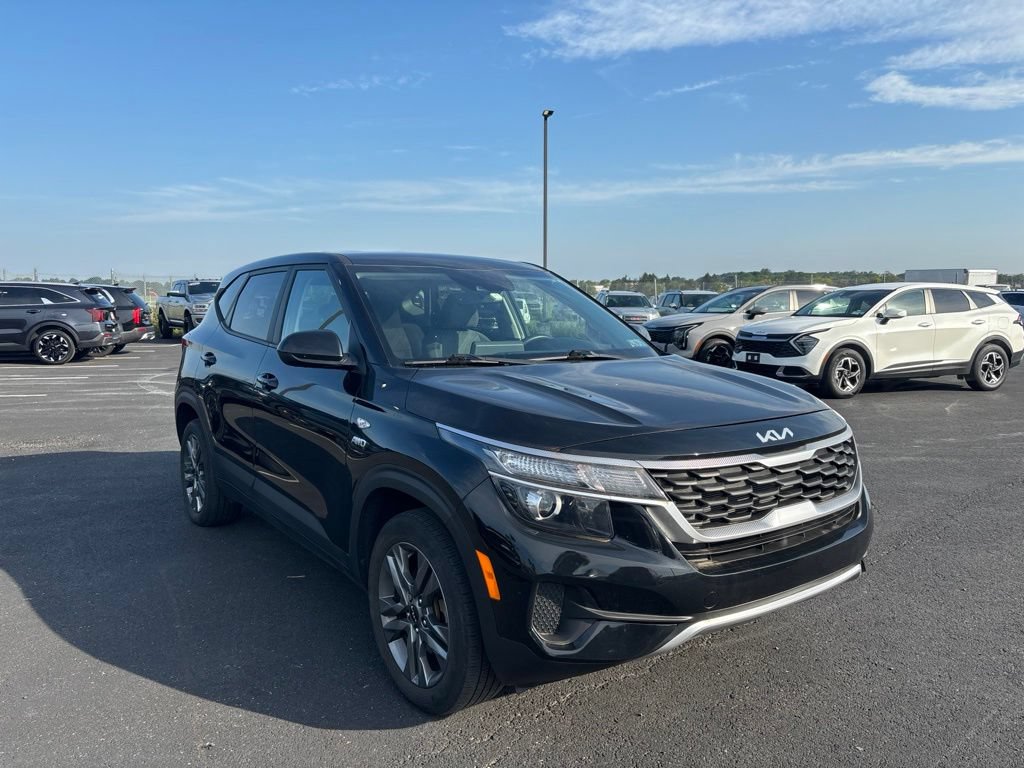Used 2023 Kia Seltos LX