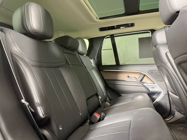 Used 2024 Land Rover Range Rover SE AWD/4WD image 29