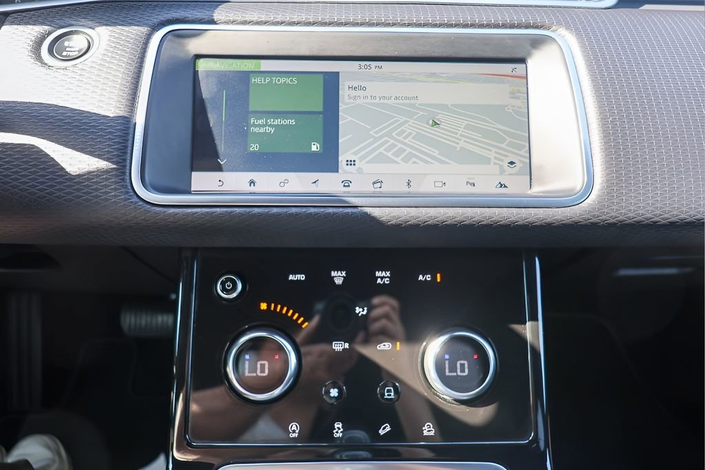 Used 2020 Land Rover Range Rover Evoque S image 16