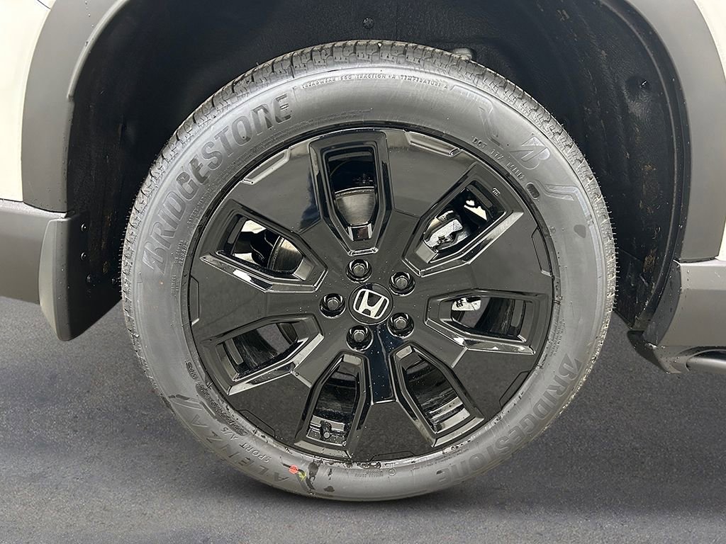 New 2026 Honda Pilot Black Edition image 9
