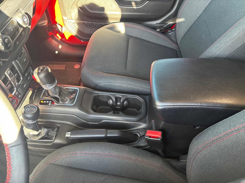 Used 2024 Jeep Wrangler Unlimited Rubicon image 20