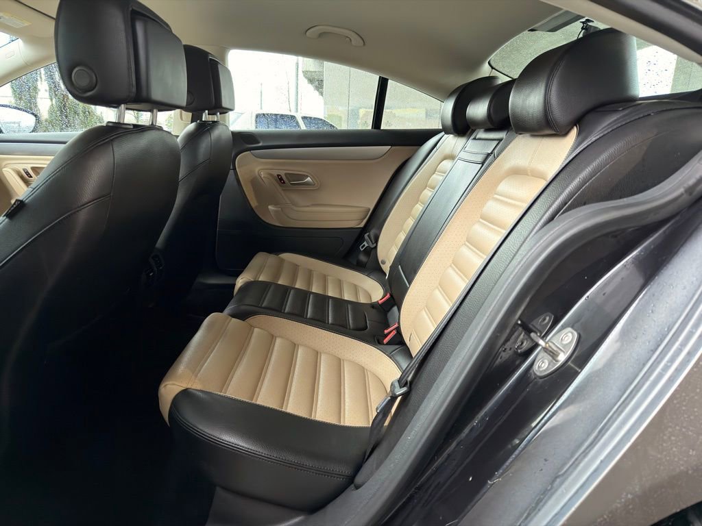 Used 2015 Volkswagen CC Sport FWD image 22