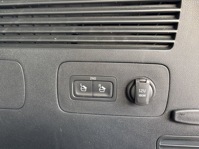 Certified 2022 Kia Sorento S w/ Panoramic Sunroof Package image 39