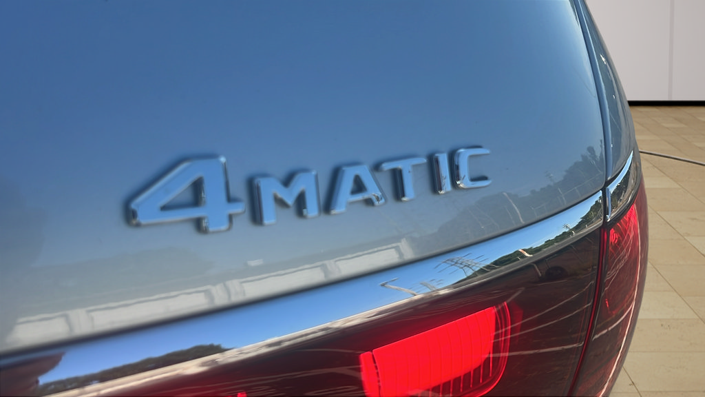 Used 2025 Mercedes-Benz GLS 450 4MATIC image 14
