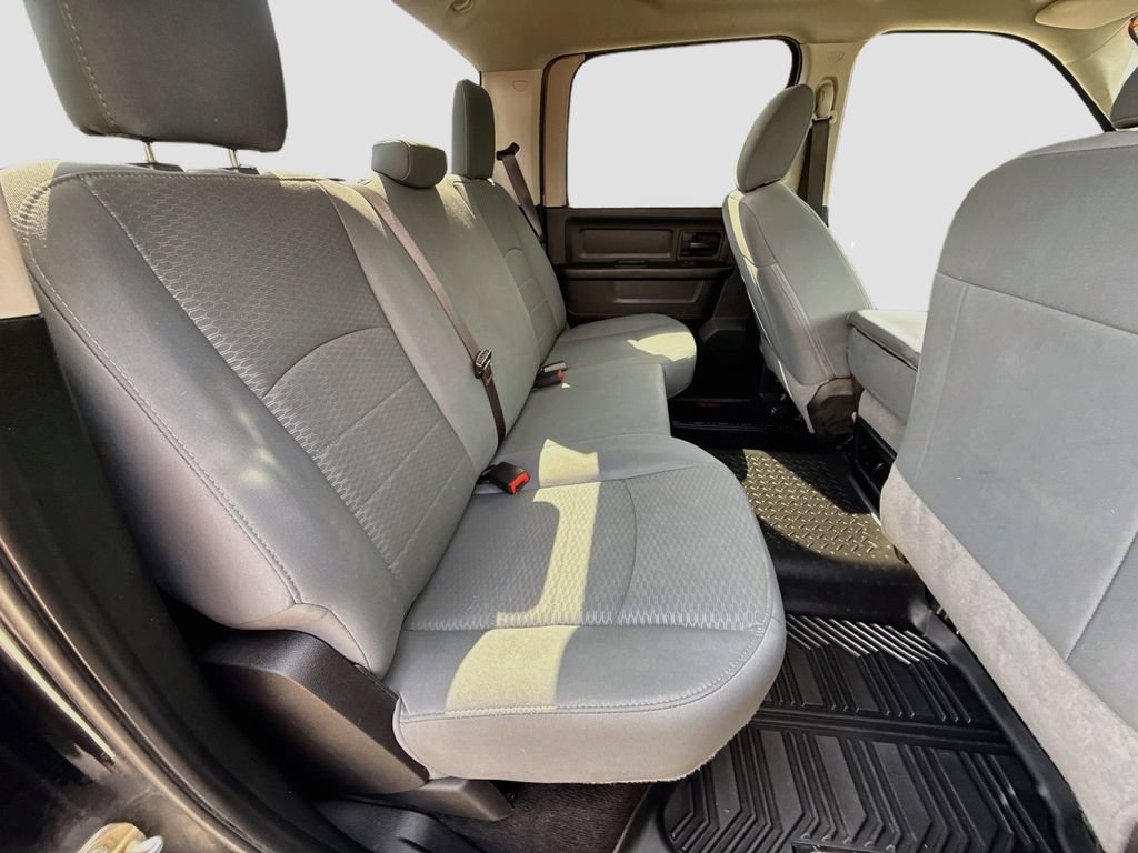 Used 2019 RAM 1500 Express w/ Wheel & Sound Group AWD/4WD image 29