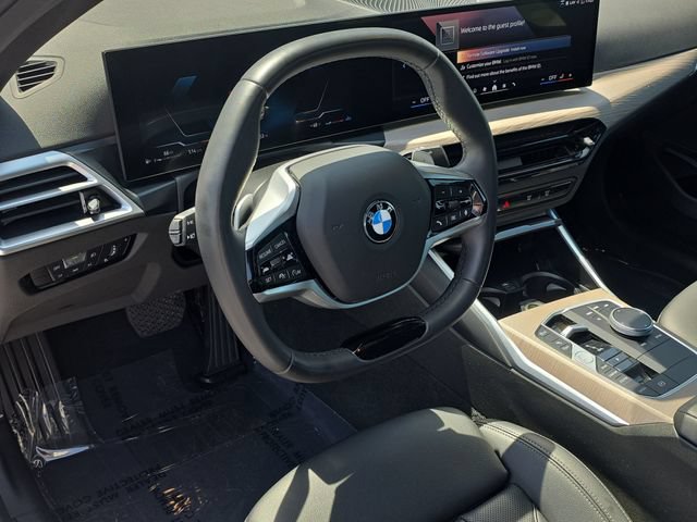 Used 2025 BMW 330i xDrive Sedan AWD/4WD image 15