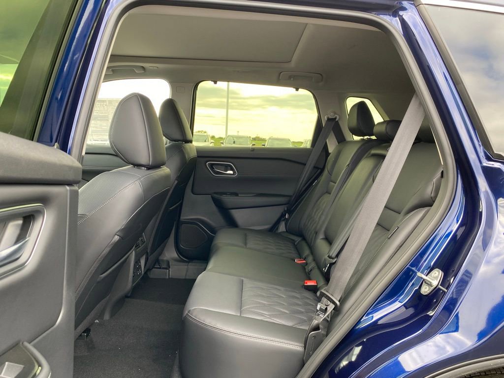 New 2026 Nissan Rogue Platinum w/ Platinum Premium Package image 15