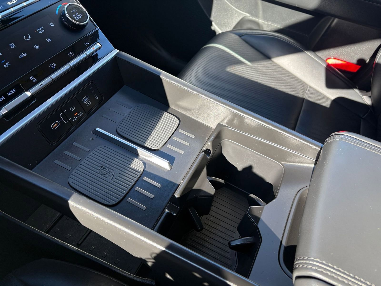 Used 2025 Hyundai Santa Fe SEL image 37